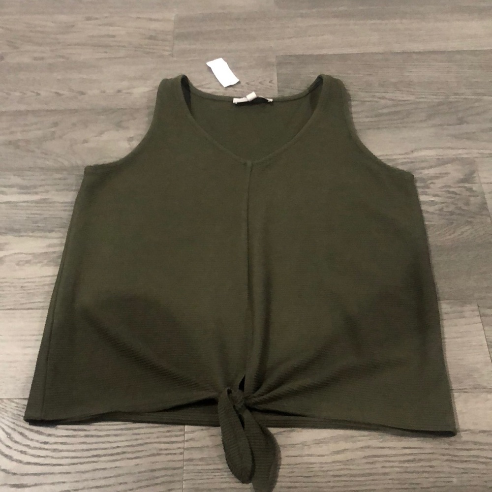 Loft Sleeveless top